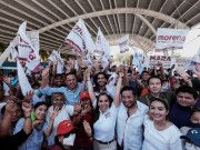 Muestran ciudadanos de Playa del Carmen pleno apoyo a Mara Lezama