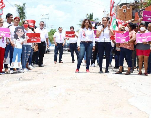 Plantea Leslie Hendricks Rubio programa estatal de pavimentación