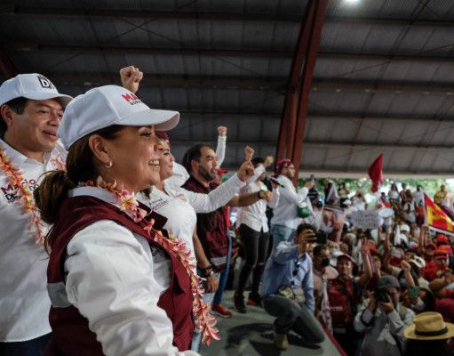 Somos una gran familia que lleva el mensaje de la 4T casa por casa: Mara
