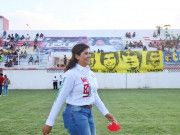 Con «Juegos de la paz» con veteranos del América, Leslie Hendricks busca fomentar la convivencia familiar
