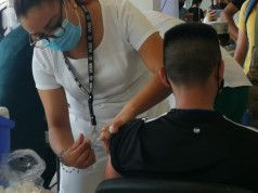 Aplican más de 300 vacunas contra el Covid-19 en el Aeropuerto Internacional de Cancún