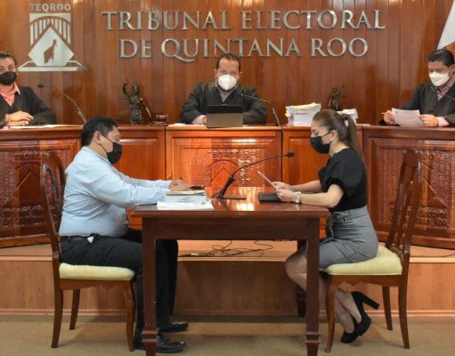 Niega Teqroo acusación de calumnias contra Julián Ricalde