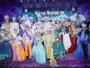 Coronan a los reyes del Carnaval de Cozumel