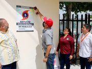 PM | Renuevan señalamientos para identificar refugios anticiclónicos en Puerto Morelos