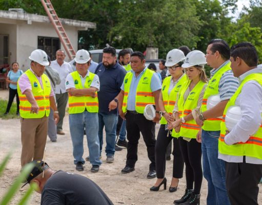 Marciano Dzul da banderazo a transformación de la avenida Tulum