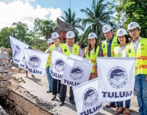 Da banderazo de inicio Marciano Dzul a la ampliación del sistema de drenaje sanitario en avenida Tulum