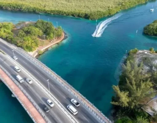 Puente Nichupté no cuenta con autorización ambiental