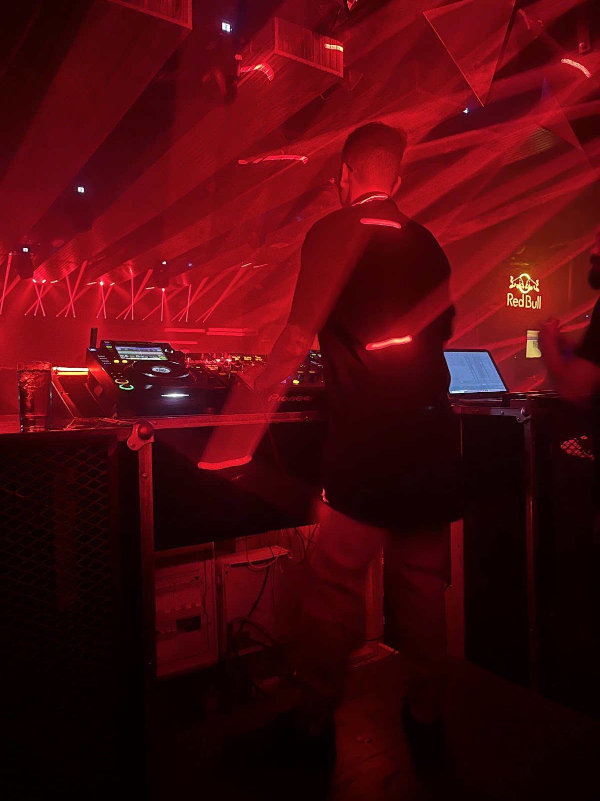 dj