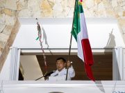 Encabeza Marciano Dzul Caamal el tradicional Grito de la Independencia en Tulum