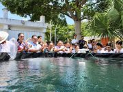 Entregan autoridades de Puerto Morelos y Sedarpe tina acuícola a Colegio de Bachilleres