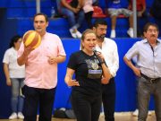 Reinaugura Lili Campos el Poliforum con su remodelada duela en la Unidad Deportiva Playa del Carmen