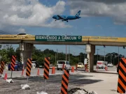 Descartan crear vía alterna hacia aeropuerto de Cancún