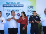 Entrega Blanca Merari vehículos y equipos a Seguridad Pública, Protección Civil y Bomberos