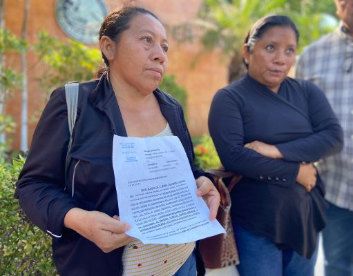 Solicitan madres de desaparecidas en Cancún amparo por retiro de esferas de Navidad