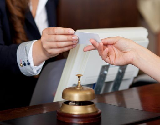 Piden hoteleros negociar el alza de impuesto al hospedaje