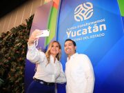 Asiste Lili Campos a Cuarto informe de Mauricio Vila