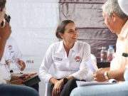 Escucha Ana Paty Peralta a vecinos de la supermanzana 103