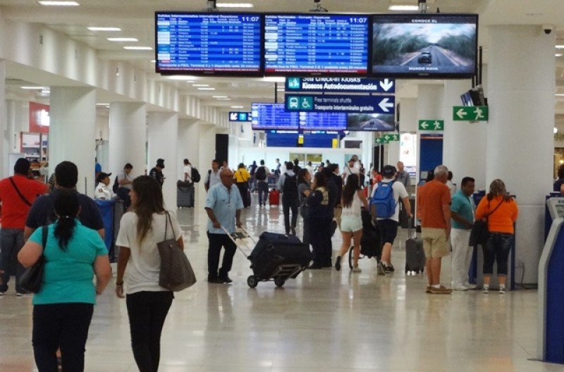 Pasajeros Cancún