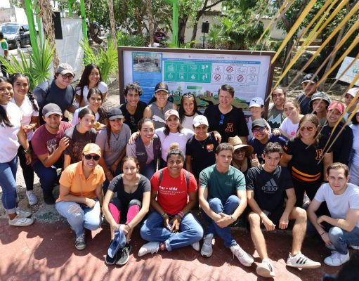 Encabeza Ana Paty Peralta programa de saneamiento de humedales de agua dulce de Cancún