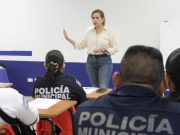 Capacita presidenta municipal Lili Campos a elementos policiales en ética