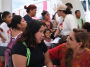 Mara Lezama lleva Salud para Tod@s a Villas Otoch Paraíso