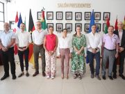 Sostiene Ana Paty Peralta encuentro con cónsules de la Unión Europea y Suiza en su gira por Q. Roo
