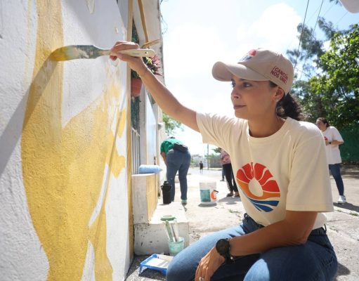 Se suma Ana Paty Peralta a jornadas de limpieza del clan coatí