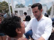Reciben cancunenses segundo paquete alimentario: Pablo Bustamante