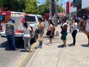 Apoya Ana Paty Peralta a más de 30 colonias con suministro de agua para prevenir golpes de calor