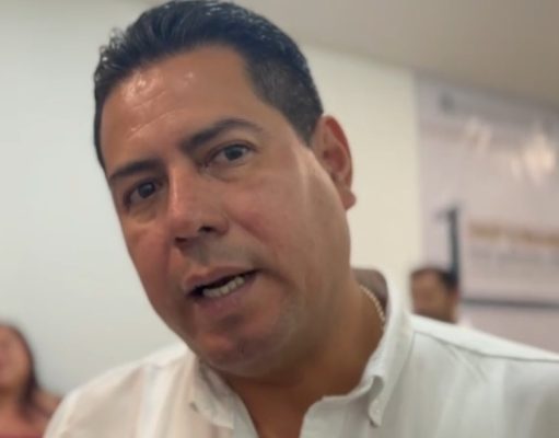 Acusan a líder sindical del IMSS en Q. Roo de promover a su esposa para sustituirlo