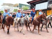 Realizan segunda cabalgata urbana en Playa del Carmen