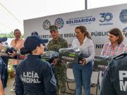 Solidaridad | Lili Campos entrega equipo y anuncia aumento en seguro de vida a policías