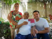 Entrega Pablo Bustamante Programas del Bienestar de forma directa y gratuita a familias cancunenses