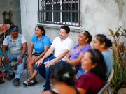 Refrenda Renán Sánchez su compromiso con las y los cozumeleños