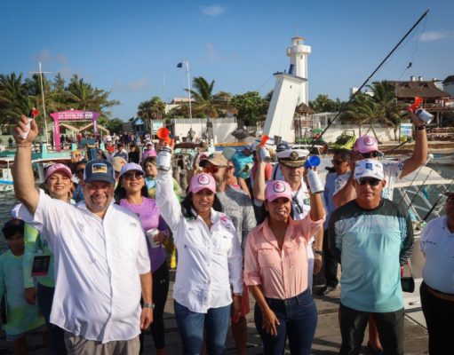 Da pitazo Blanca Merari a salida de embarcaciones del sexto torneo de pesca «la diosa del mar»