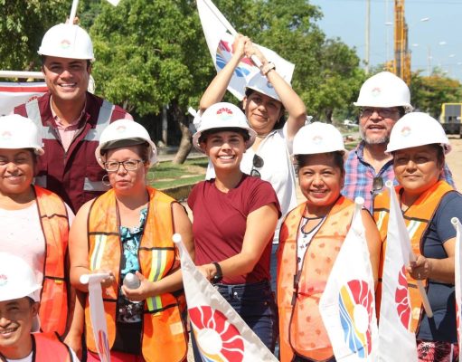 Da banderazo Ana Paty Peralta a inicio de obras en la avenida Orquídeas