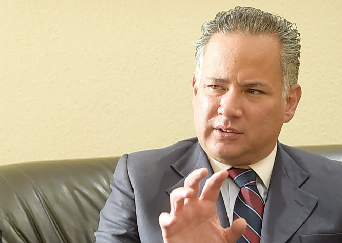 santiago nieto