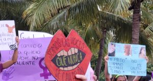 Opinión | Los monumentos gritan las palabras ignoradas | Palabra en Movimiento | Gabriela Cruz