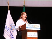 Inaugura Lili Campos foro regional Amexme 2030 en Solidaridad