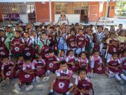 Beneficia Ana Paty Peralta a niñas, niños y jóvenes con 38 mil 594 paquetes escolares