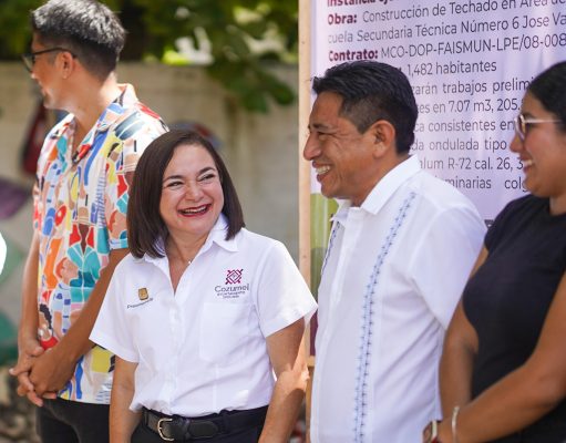 Construye gobierno de Juanita Alonso domo en escuela secundaria de Cozumel
