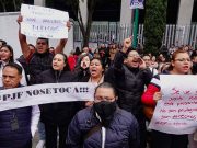 Critica AMLO al Poder Judicial tras protestas por reducción de fideicomisos; magistrados viven con lujos
