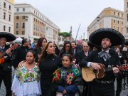 Instala Mara Lezama muestra fotográfica en el Vaticano con la cultura Maya de Quintana Roo