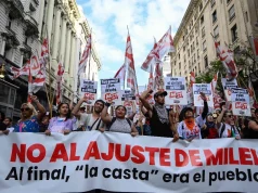 Furia de argentinos ante las privatizaciones de Milei