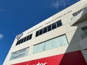 Discriminación a mexicanos naturalizados: primero fue Inbursa, ahora Santander
