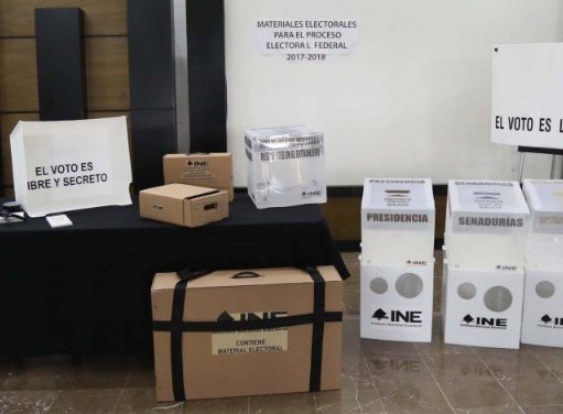 Entrega INE material electoral en Cancún, Playa del Carmen y Chetumal