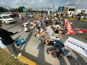 Con bloqueo carretero activistas llaman a cuidar el agua