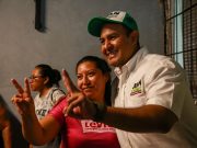 Refrendan respaldo vecinos de Villas del Sol a Juan Carrillo para reelegirse como diputado federal