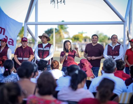 Vecinos de la colonia Solidaridad dan cálido recibimiento a Yensunni Martínez