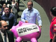 Frenan albazo de Morena con su plan de pensiones